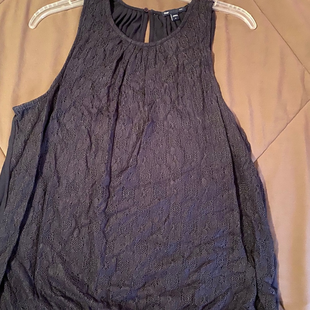 GAP navy lace sleeveless top size large